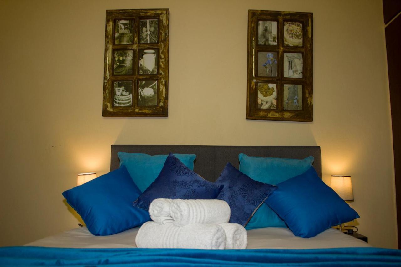 Echo Garden Guesthouse Рустенбург Екстер'єр фото